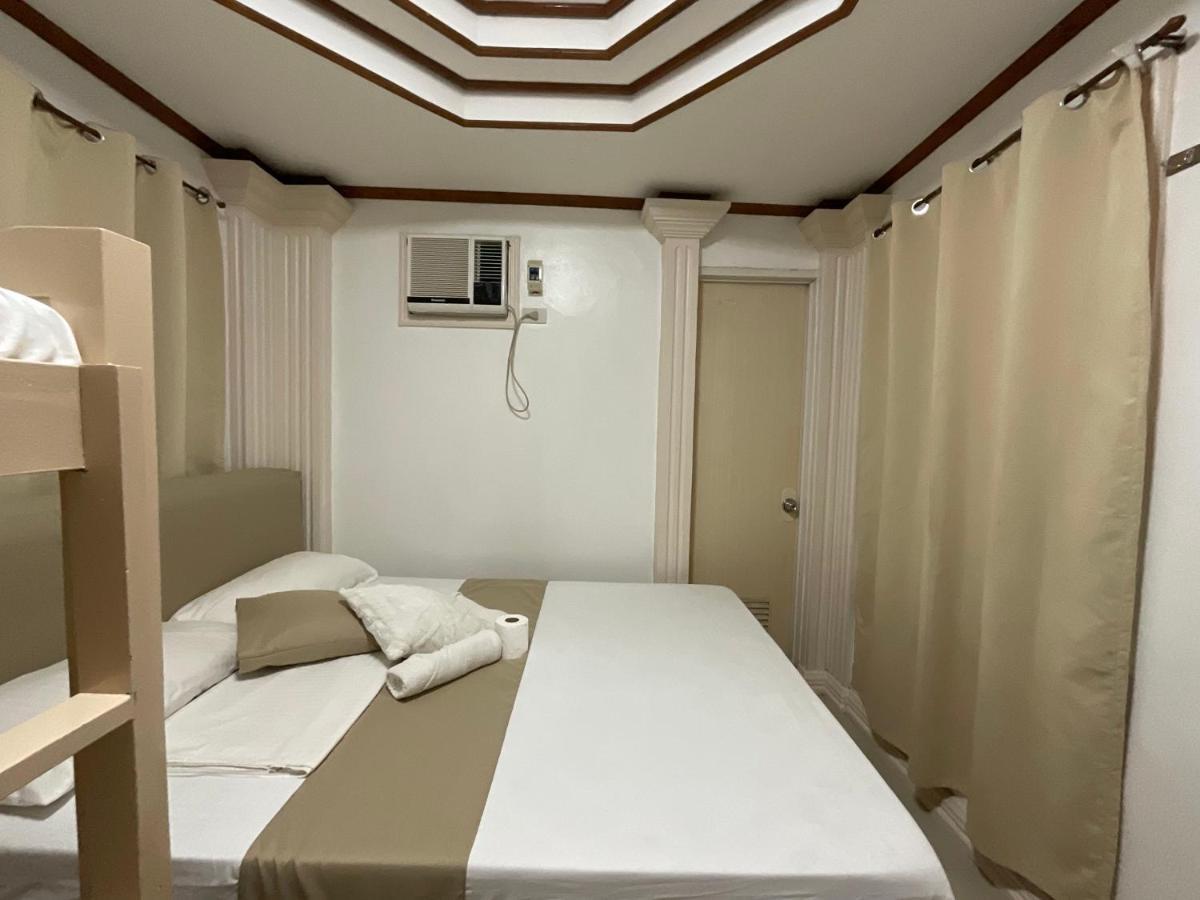 Lisa'S Guesthouse Basdiot ภายนอก รูปภาพ